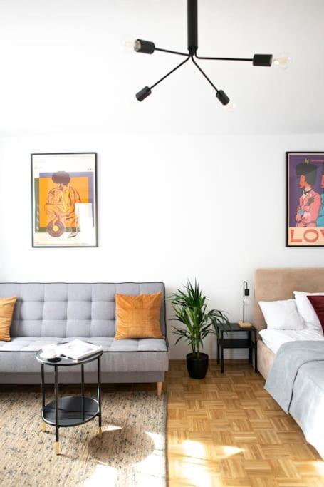 Oomph Warsaw Center Well Designed Apartment With Balcony Exteriér fotografie
